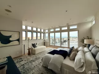 Photo #2: 426120528 Listing 