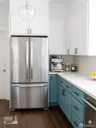 Photo #2: 426120755 Listing 