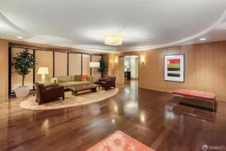 Photo #3: 426120858 Listing