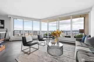 Photo #1: 426121063 Listing 