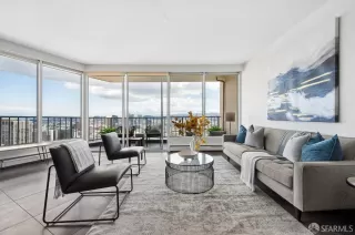 Photo #2: 426121063 Listing 