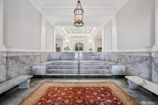 Photo #3: 426121098 Listing 