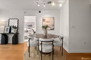 Photo #6: 426121120 Listing 