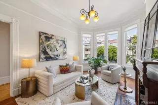 Photo #4: 426121394 Listing 