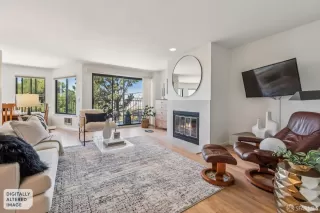 Photo #3: 426121506 Listing 