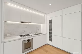 Photo #5: 426121535 Listing 