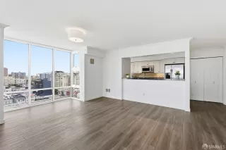 Photo #4: 426121568 Listing 