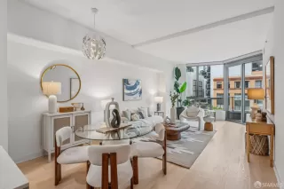 Photo #4: 426121930 Listing 