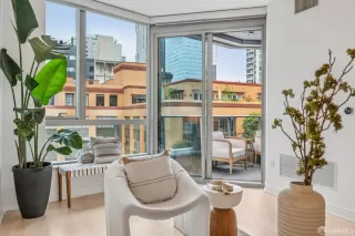 Photo #6: 426121930 Listing 