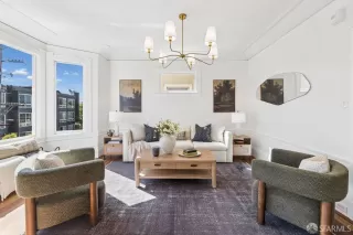 Photo #2: 426121974 Listing 