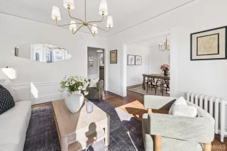 Photo #3: 426121974 Listing 