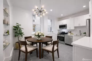 Photo #3: 426122002 Listing 