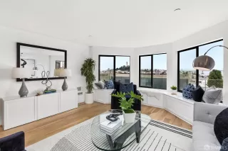 Photo #4: 426122050 Listing 