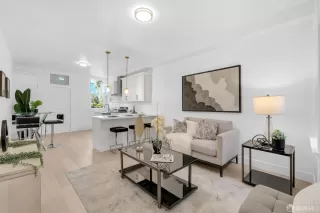 Photo #3: 426122213 Listing 