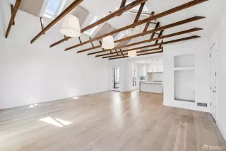 Photo #5: 426122327 Listing 