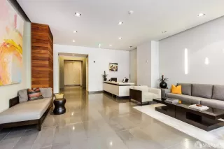 Photo #4: 426122432 Listing 