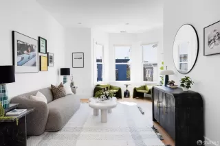 Photo #4: 426122485 Listing 