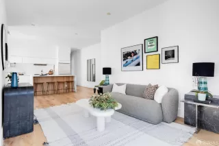 Photo #6: 426122485 Listing 