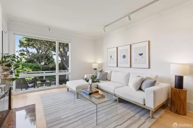 MLS: 426122521 Condo For Sale