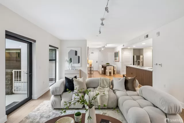 MLS: 426122642 Condo For Sale