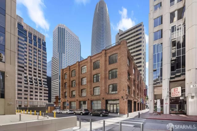 MLS: 426123175 Condo For Sale