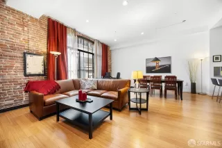 Photo #2: 426123175 Listing 