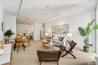 Photo #4: 426123339 Listing 