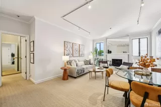 Photo #6: 426123339 Listing 