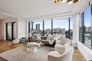 Photo #2: 426123540 Listing 