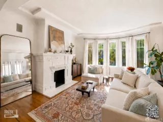 Photo #5: 426123679 Listing 