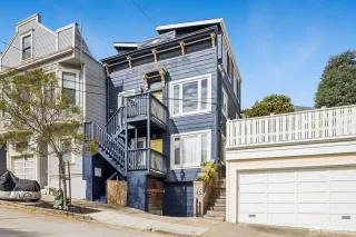 Photo #2: 426123796 Listing 