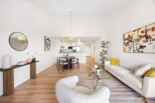 Photo #3: 426123825 Listing 