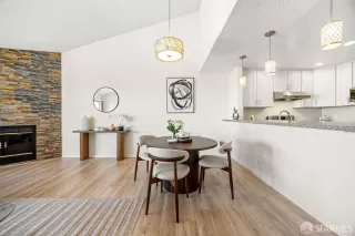 Photo #6: 426123825 Listing 