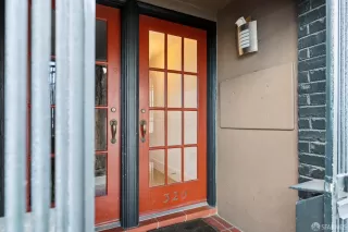 Photo #2: 426124307 Listing 