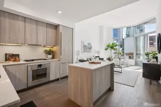 Photo #4: 426124736 Listing 