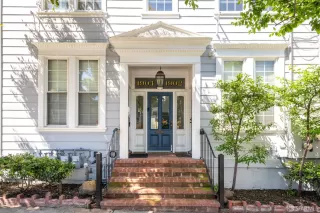 Photo #2: 426124839 Listing 