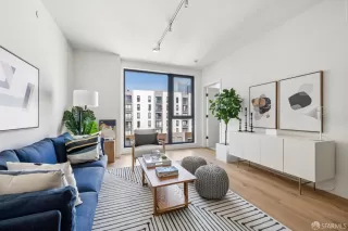 Photo #2: 426124931 Listing 