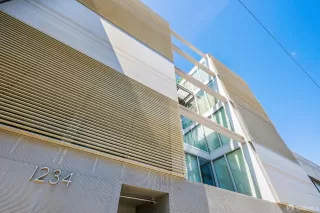 Photo #2: 426125027 Listing 