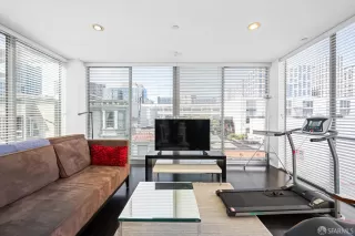 Photo #6: 426125027 Listing 