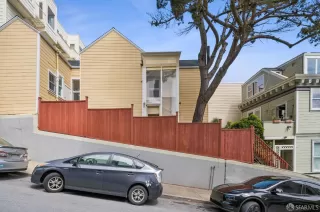 Photo #2: 426125487 Listing 