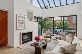 Photo #4: 426125489 Listing 