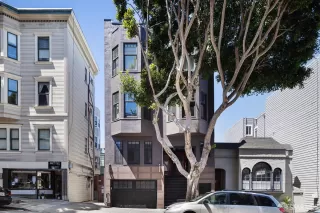 Photo #2: 426125520 Listing