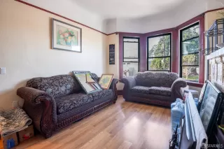 Photo #4: 426125708 Listing 