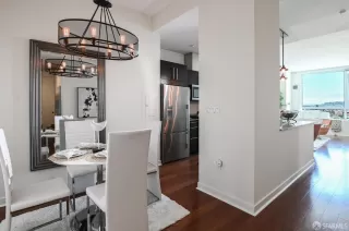 Photo #4: 426125815 Listing 