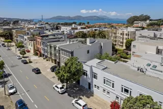 Photo #2: 426126286 Listing 