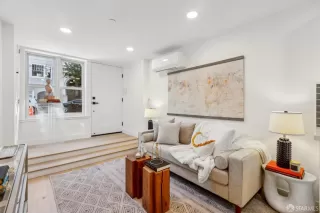 Photo #2: 426126297 Listing 