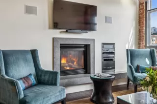 Photo #3: 426126397 Listing 