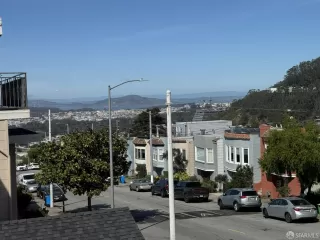Photo #2: 426126486 Listing 