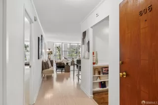 Photo #3: 426126687 Listing 
