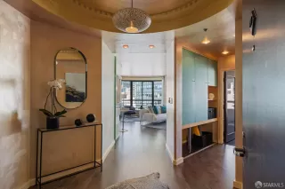 Photo #2: 426126984 Listing 